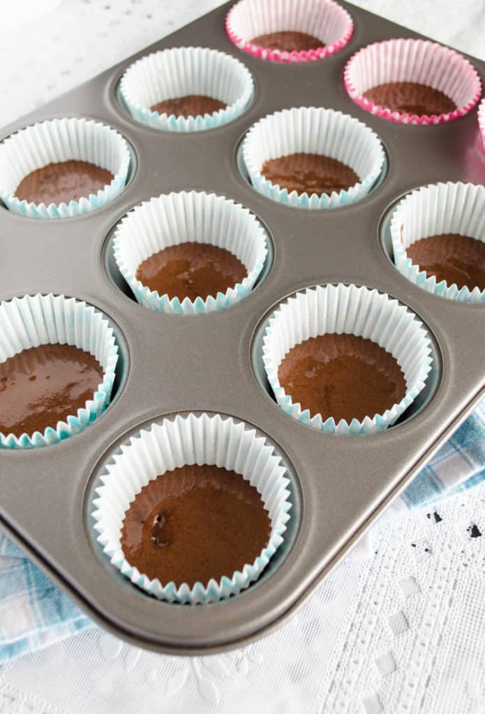 Filling Cupcake Liners for Marshmallow High-Hat Cupcakes