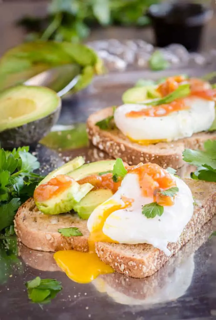 Avocado Toast with Poached Eggs - The Goldilocks Kitchen
