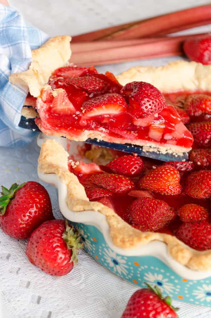 Easy Strawberry Rhubarb Pie Slice
