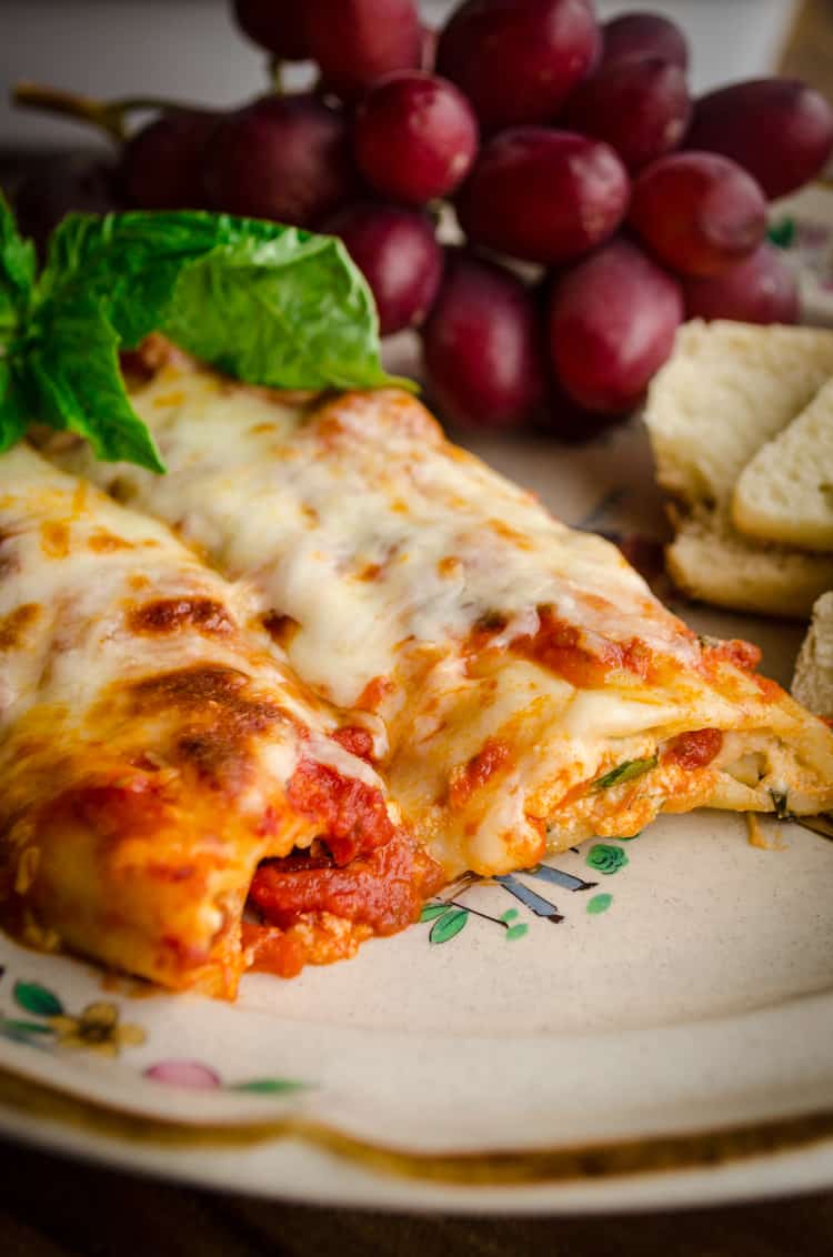 Meatless Monday Cheese Stuffed Manicotti