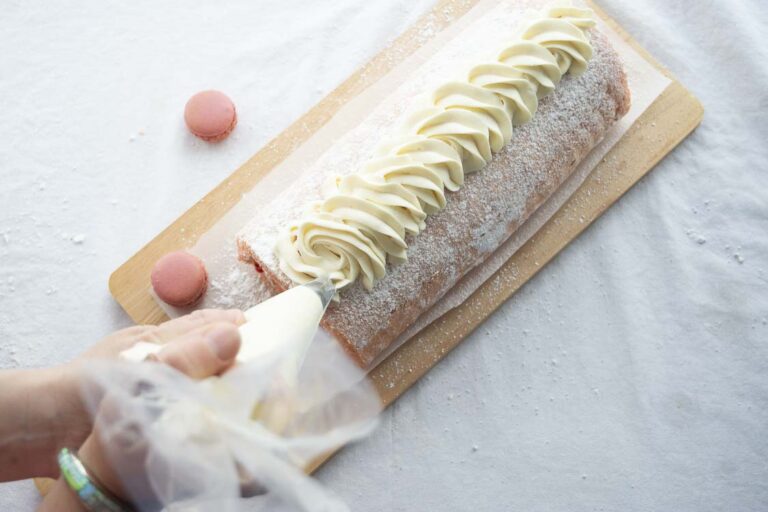 Cake Roll Cake Recipe (with easy cake mix) – The Goldilocks Kitchen