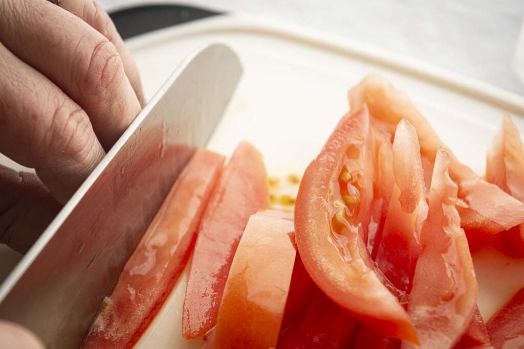 Tomato cucumber salad4